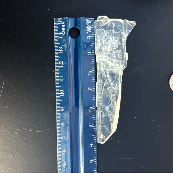 77.45 Carat’s Rough Aquamarine Crystal - Picture 7 of 14